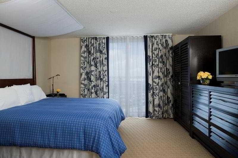 Sheraton Suites Fort Lauderdale At Cypress Creek Quarto foto